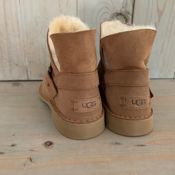 ugg aubrielle mini boots - Picture 4 of 7